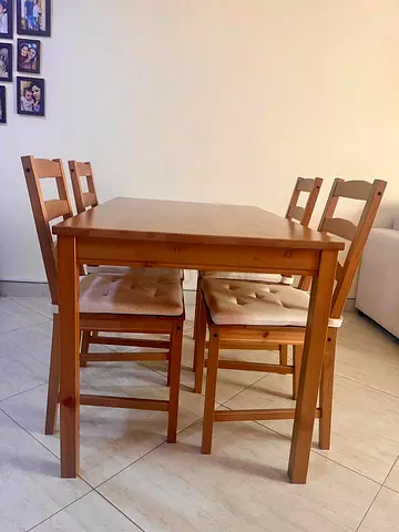 Dining table with 4 chairs