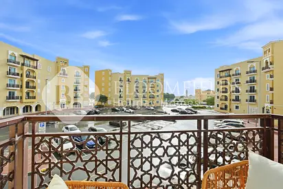 Community View | 12 Payments | Connected Location