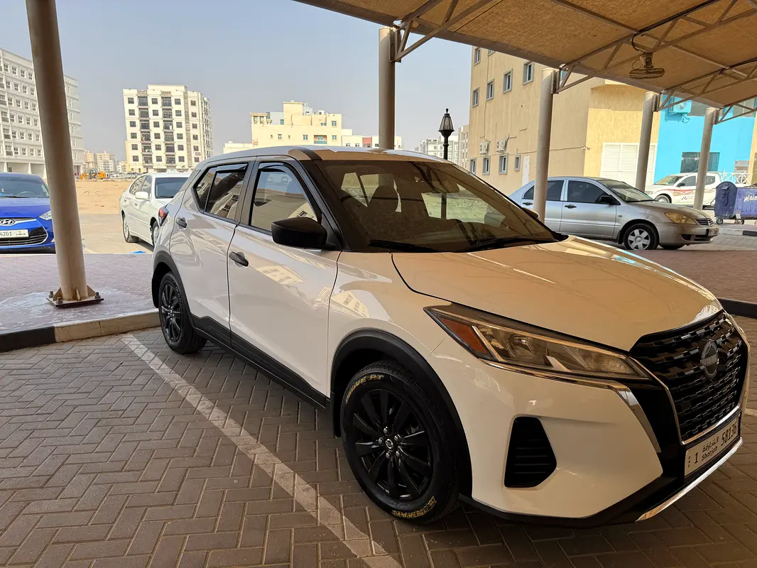 Nissan Kicks 2022 — photo 1 of 10