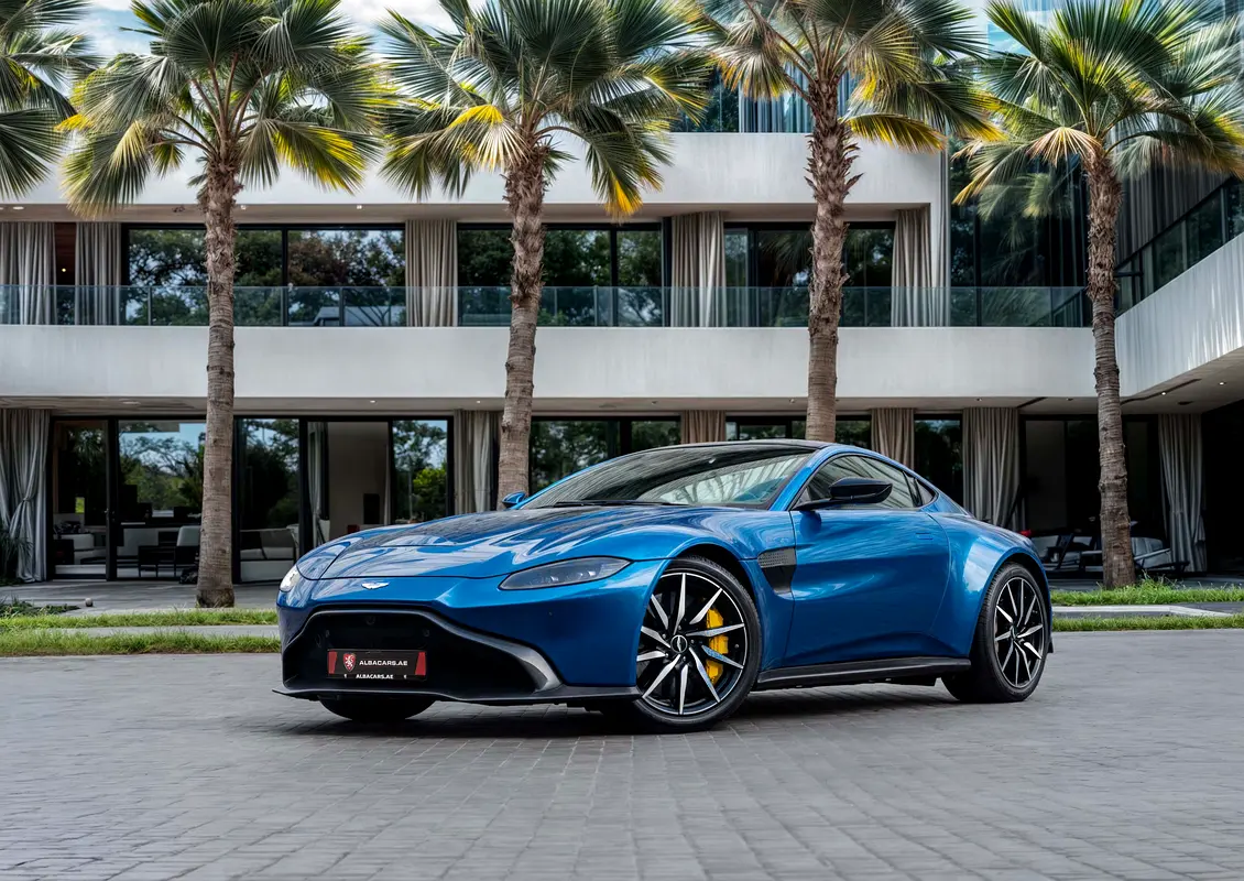 Aston Martin Vantage 2020 — photo 1 of 12