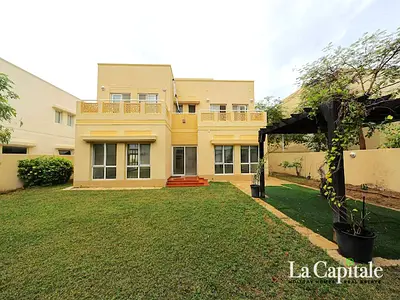 READY TO MOVE | MULTIPLE CHEQUES | BIG PLOT