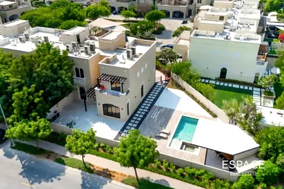 Stunning | Upgraded | Huge Plot