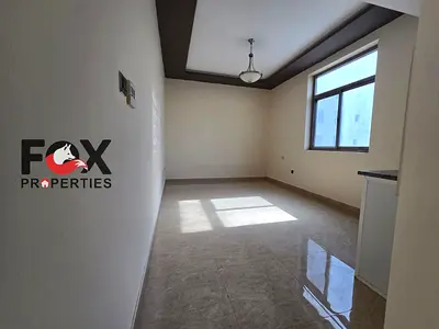 تسهيلات بالدفع قريب من جميع الخدمات مساحات واسعه