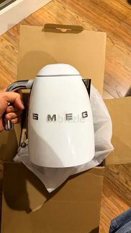 SMEG Electric Kettle (White) - New 1.7 Liter