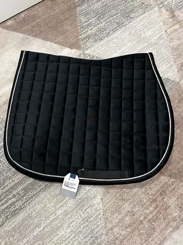 Cavaltera Black Horse Saddle Pad - never used and  with Tag