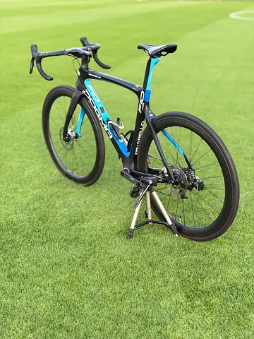 Pinerallo-F10- Full Carbon Aerodynamic Road Bike SRAM RED12 speed ETAP