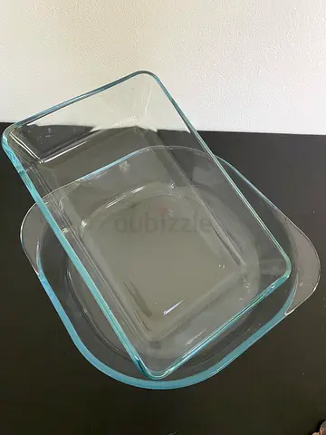 Set of 2 Pyrex Clear Glass Baking / Oven Dishes (Pyrex-style) - Excellent Condition