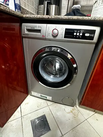 Front-load washing machine (built-in) - good working condition