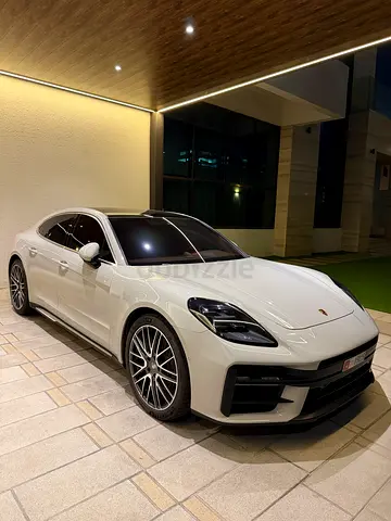 2024 Porsche Panamera Standard - GCC Specs
