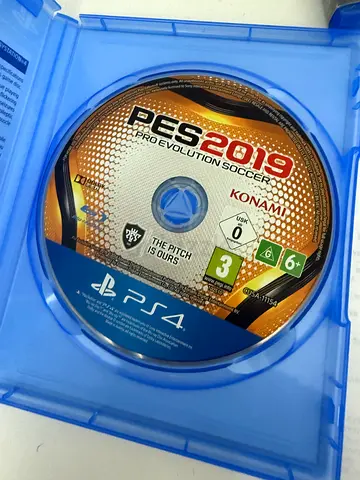 PES 2019 (Pro Evolution Soccer) PS4 Disc - Used