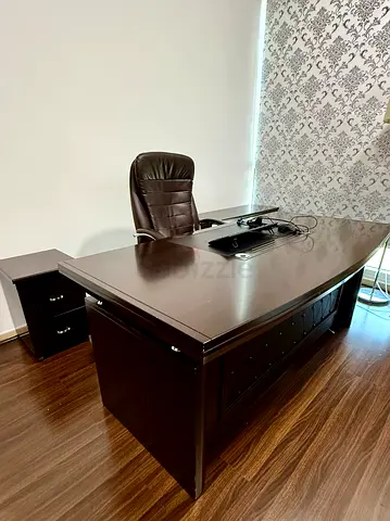 3-Piece Executive Wooden Office Desk