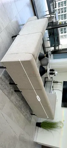 Spacious Corner Sofa – Clean  Comfortable