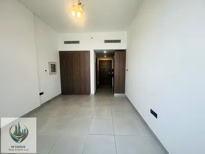 Spacious Studio | Ready To Move | Huge Size