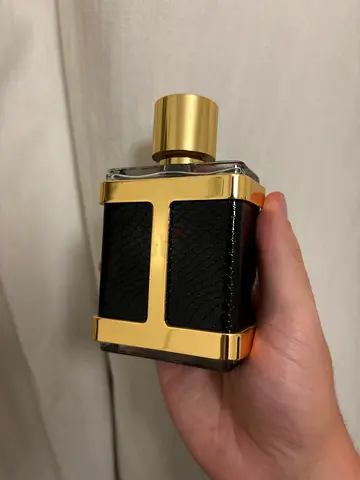 Carolina Herrera Insignia for men EDP