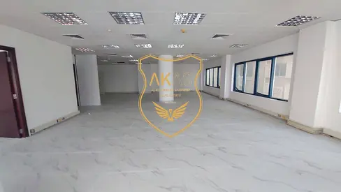 AC FREE, AVAILABLE OFFICE LIKE A NEW PRIME LOCATION