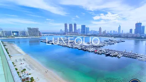 RARE LAYOUT WITH UPGRADES | MARINA SKYLINE