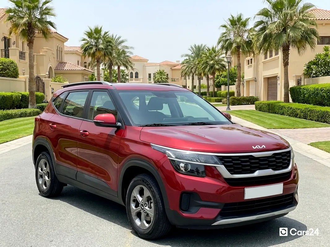 Kia Seltos 2023 — photo 1 of 12