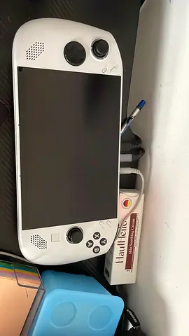 Lenovo Legion Go S (White Glacier) | Z2 Extreme | 1TB SSD | Like New