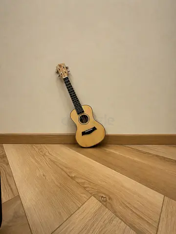 AK Ukulele