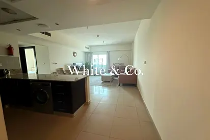 Vacant now | Great Location | furnished
