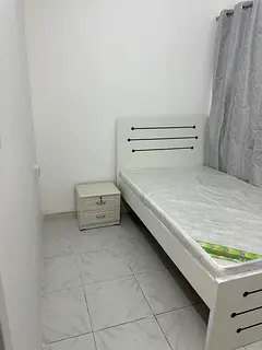 Couple partition for rent in mankhool BURDUBAI