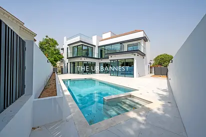 Spacious Upgraded | Custom Villa | with Pool
