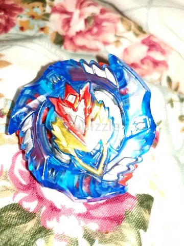 Blue Spinning Top Beyblade-Style Toy (Single)