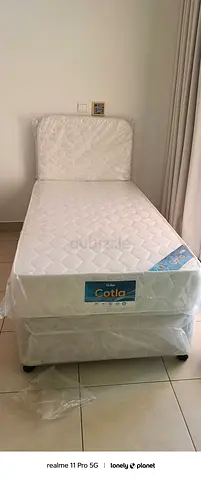 We are selling brand new single spring metress