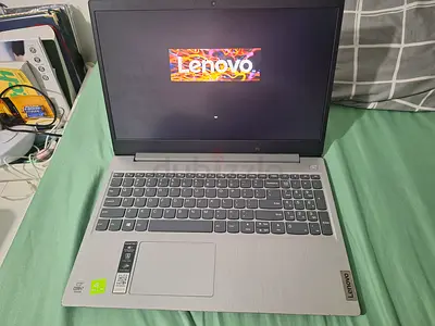 Lenovo Ideapad Slim 3