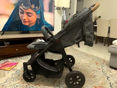 Lightweight grey Lionel stroller in excellent condition
