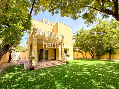 Meadows 8 | Type 15 | Large Plot