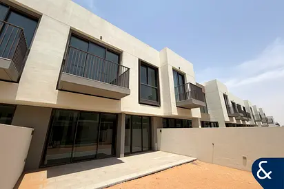 Brand New Unit | Corner Kitchen | 3 Bedrooms