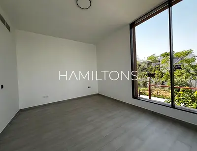 Prestigious Green Living | Signature Luxury Villa | Resale
