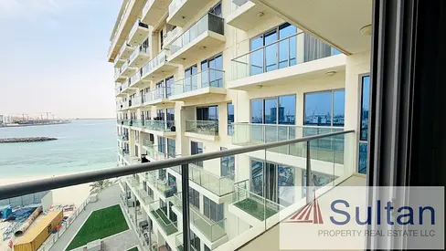 Stunning High Floor 2BR Sea View Beach/Pool Access