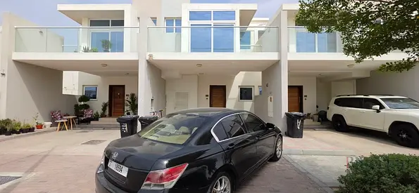 3 Bedroom | Fully Extended | Big Living Room | Garden Roof | Master Bedroom Extended | Specious Layout |