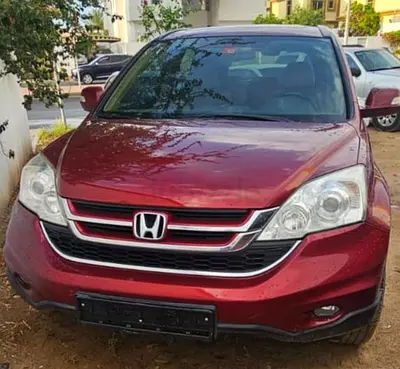 Honda cr-v GCC sunroof with cruise control alloy wheels