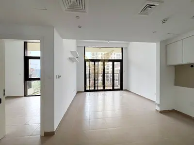 Spacious 1BR | Balcony | Park Community Living
