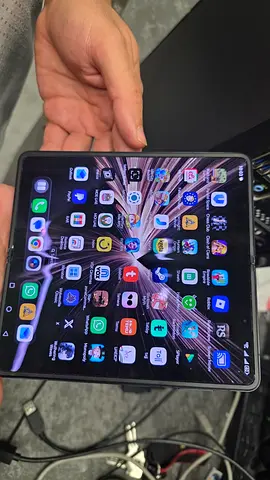 Honor magic v5 smartphone with original box and accessories