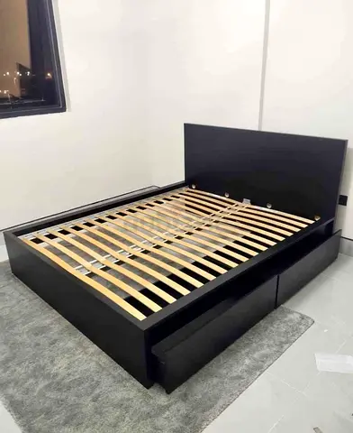 IKEA malam queen‑size bed (160 × 200 cm) with 2 storage drawers underneath and an IKEA mattress ✨
