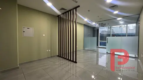 مكتب مُجهز | تصميم مشرق | موقف سيارة | برج تماني آرتس، بزنس باي