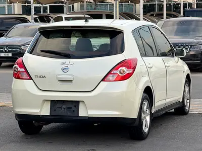 صورة 10 لـ 2009 Nissan TIIDA