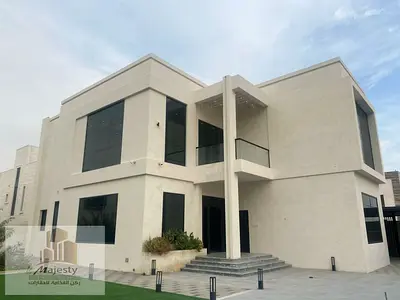 للبيع فيلا مودرن تشطيبات فخمة  في امارة الشارقة منطقة الحوشي موقع ممتاز صوب النوف  تملك جميع الجنسيات العربية