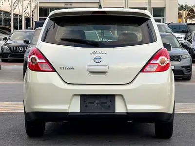 صورة 11 لـ 2009 Nissan TIIDA
