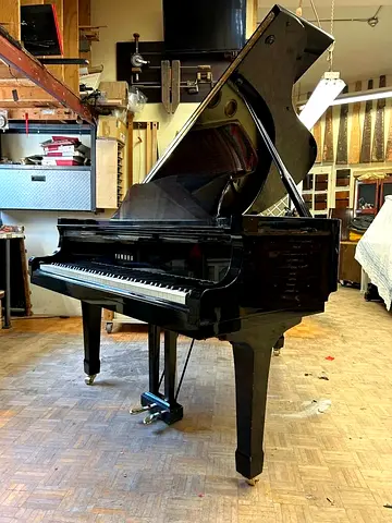 Yamaha G3D Grand Piano Slightly Used