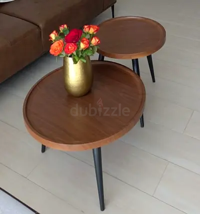 Mid-century Modern Nesting Coffee Tables - Walnut Finish
