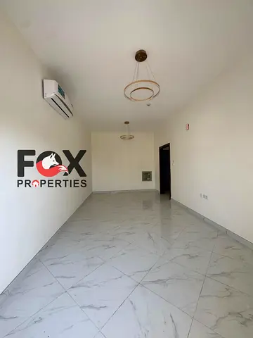 ✨ شقة غرفتين وصالة أول ساكن للإيجار في الروضة 2 عجمان مع بلكونة و3 حمامات ونظام دخول بالكارت بمساحات واسعة وموقع مميز ✨
