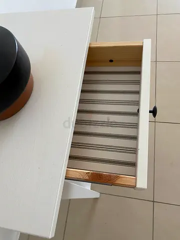 Two White bedside tables / nightstand in excellent condition