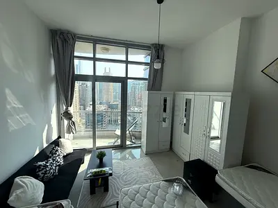 📍 Dubai Marina – Marina Wharf  
Between Marina Walk  JBR  
Prime location close to Metro 🚇, Tram