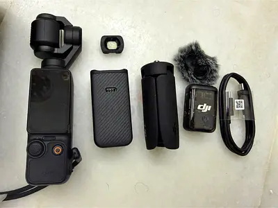 DJI Pocket 3 Combo