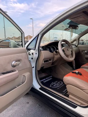 صورة 15 لـ 2009 Nissan TIIDA